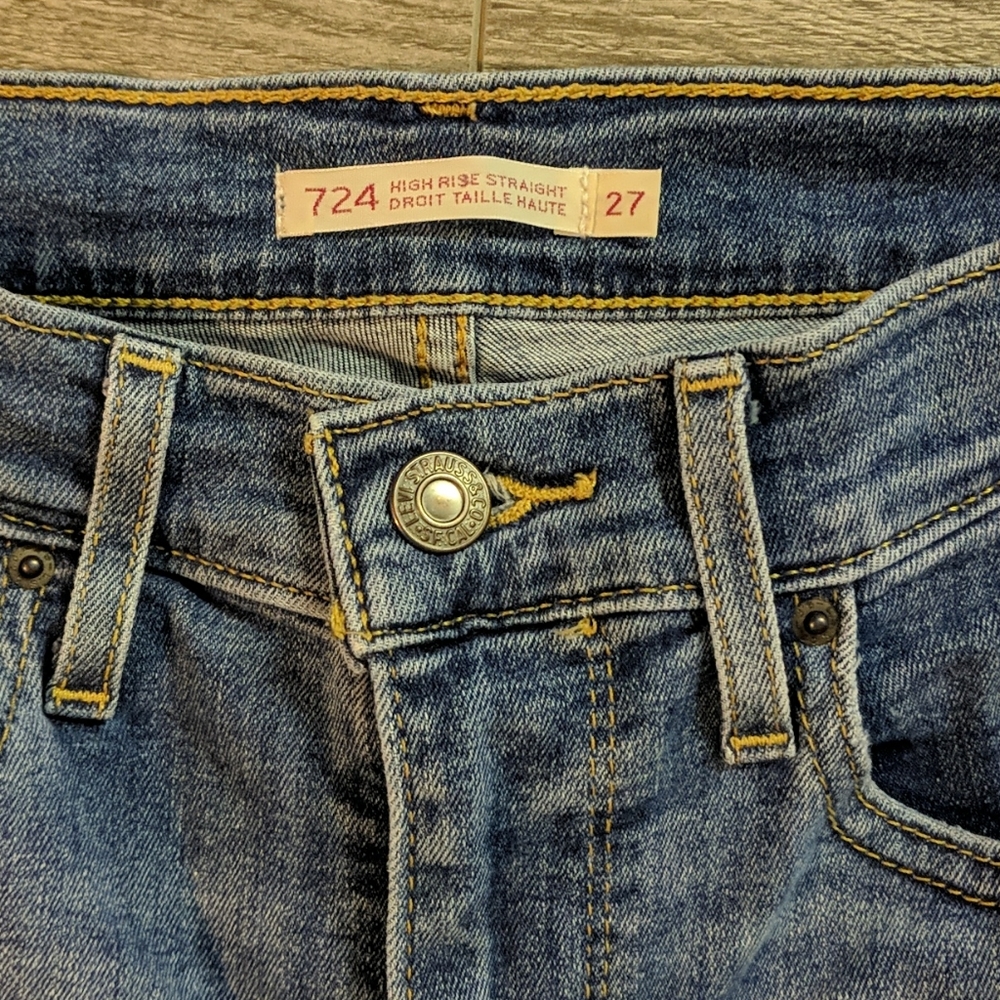 Levi's | High Rise Straight Leg Jeans - Picture 3 of 6